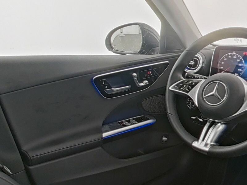 Mercedes-Benz C 300 2024