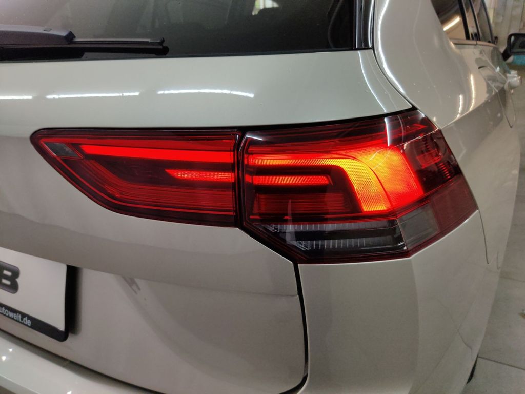 Volkswagen Golf 2024