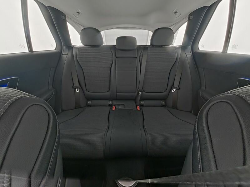 Mercedes-Benz C 300 2024