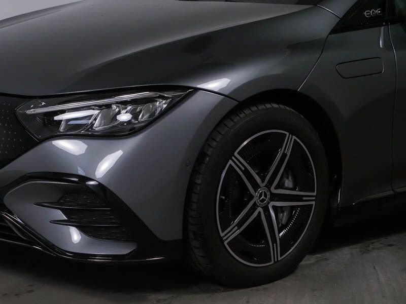 Mercedes-Benz EQE 2024