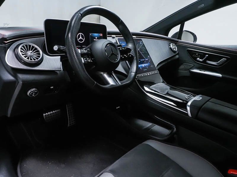 Mercedes-Benz EQE 2024