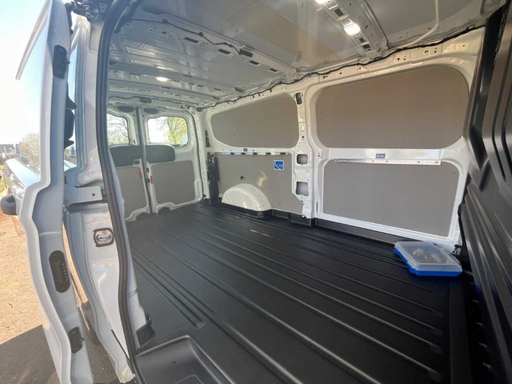 Ford Transit Custom 2024