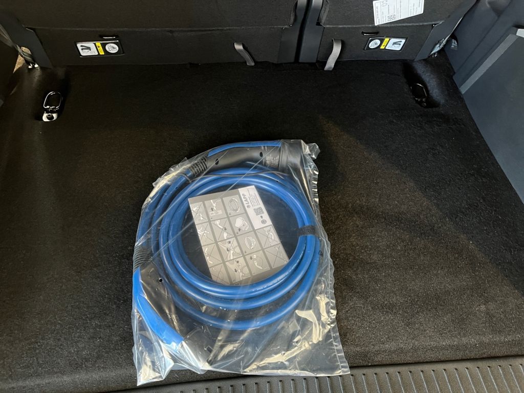 Ford Tourneo Courier 2025