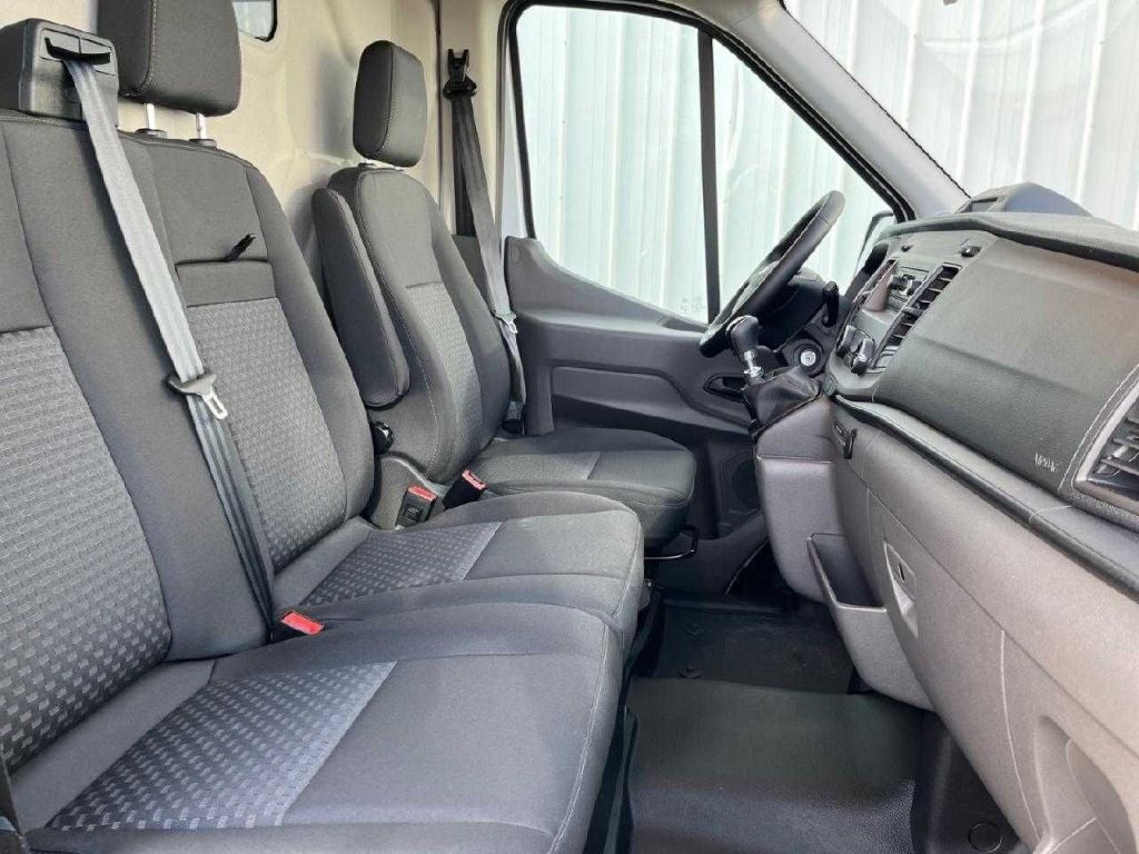 Ford Transit 2023