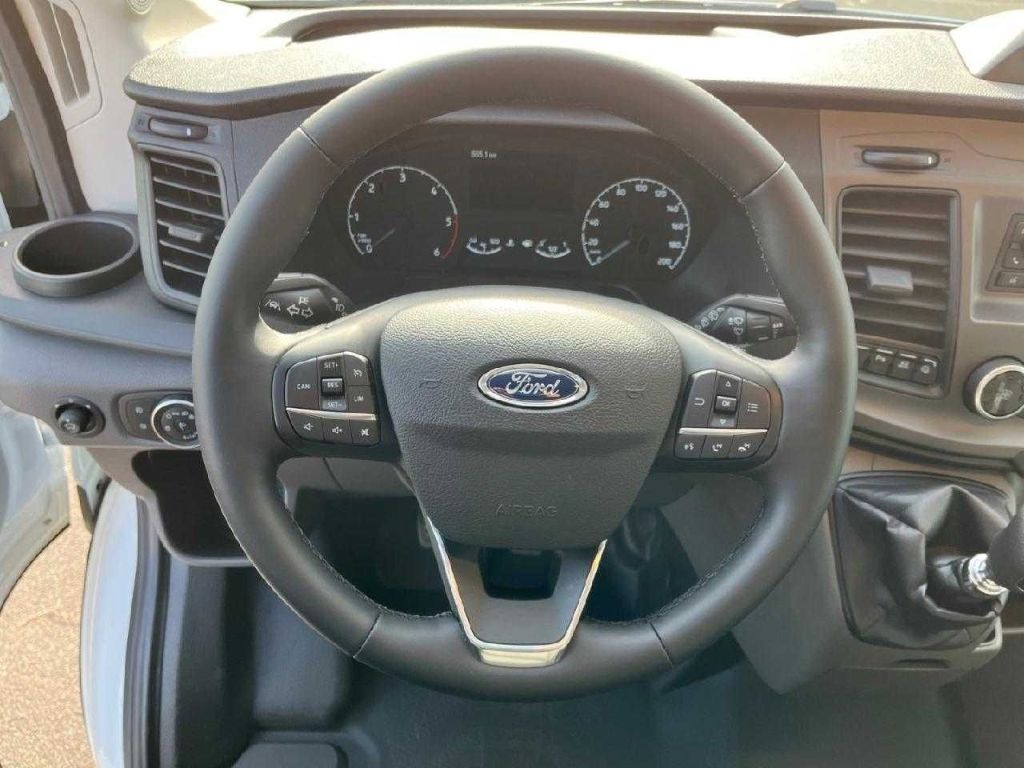 Ford Transit 2023