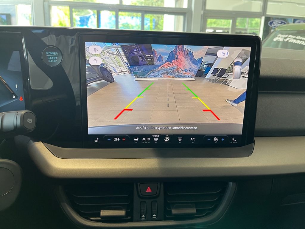 Ford Tourneo Courier 2025