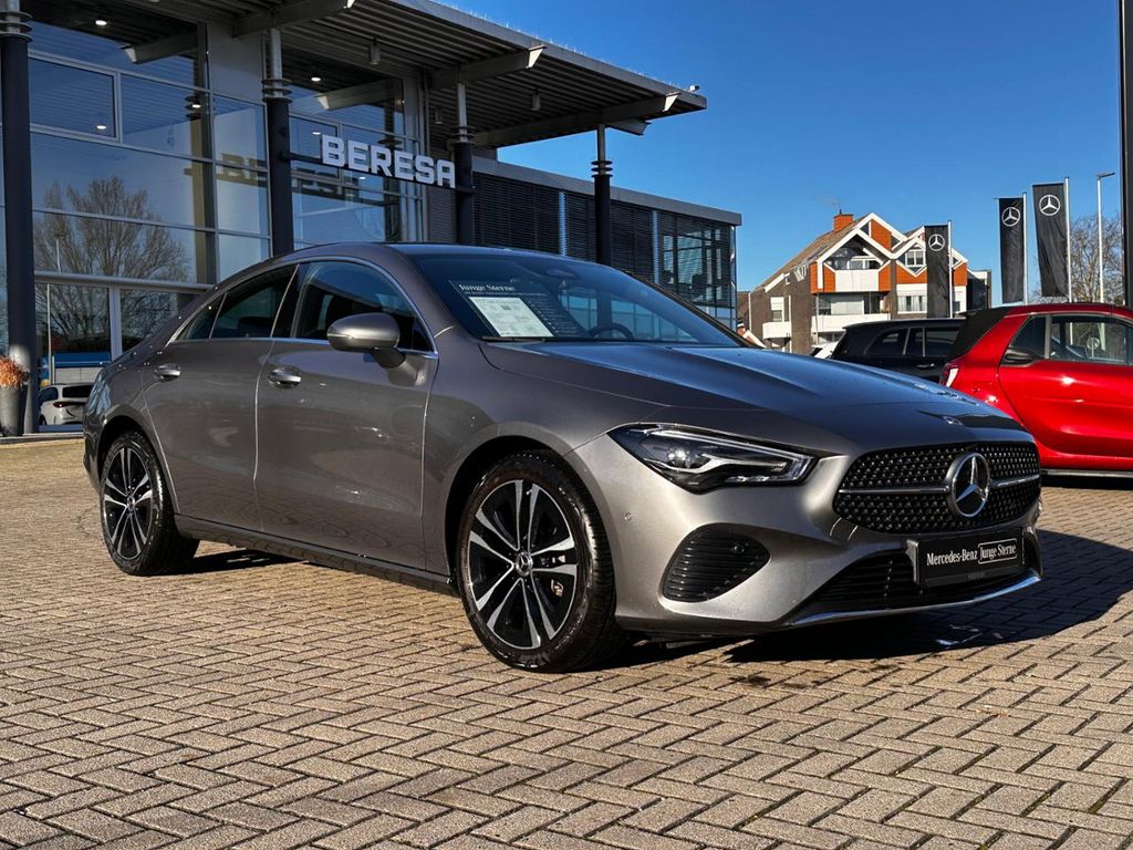 Mercedes-Benz CLA 180 2025