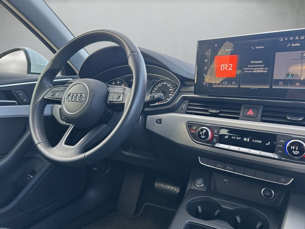Audi A4 2022