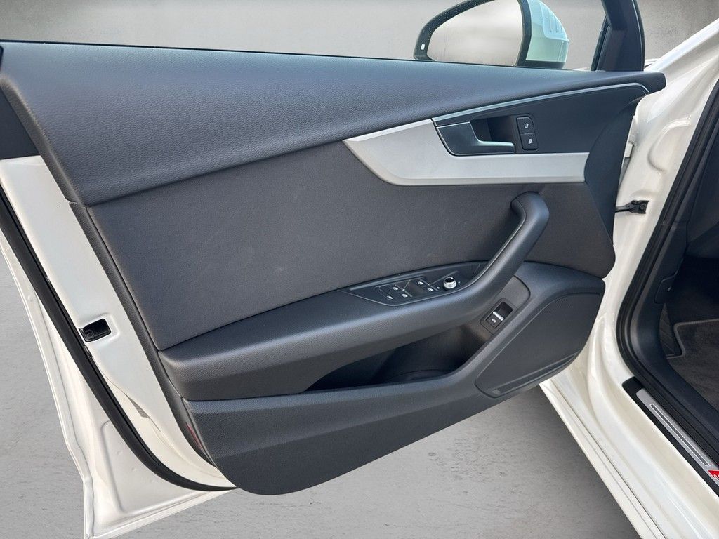 Audi A4 2022