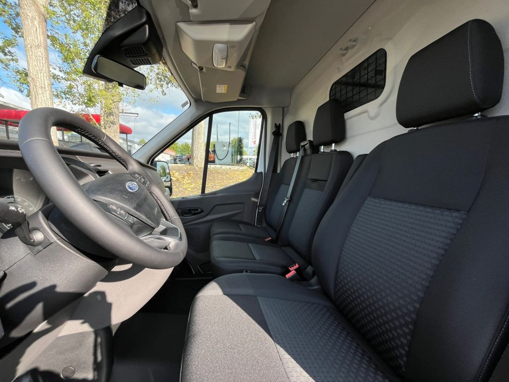 Ford Transit 2025