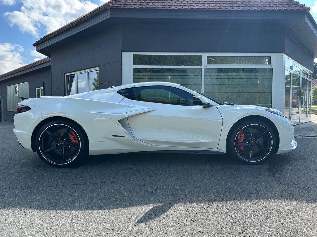 Corvette C8