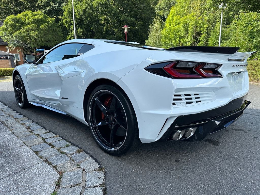 Corvette C8
