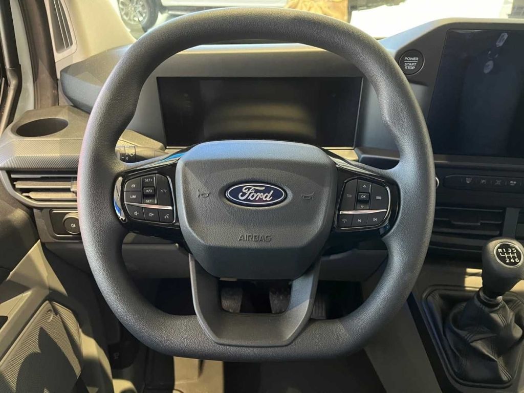 Ford Transit Custom 2024