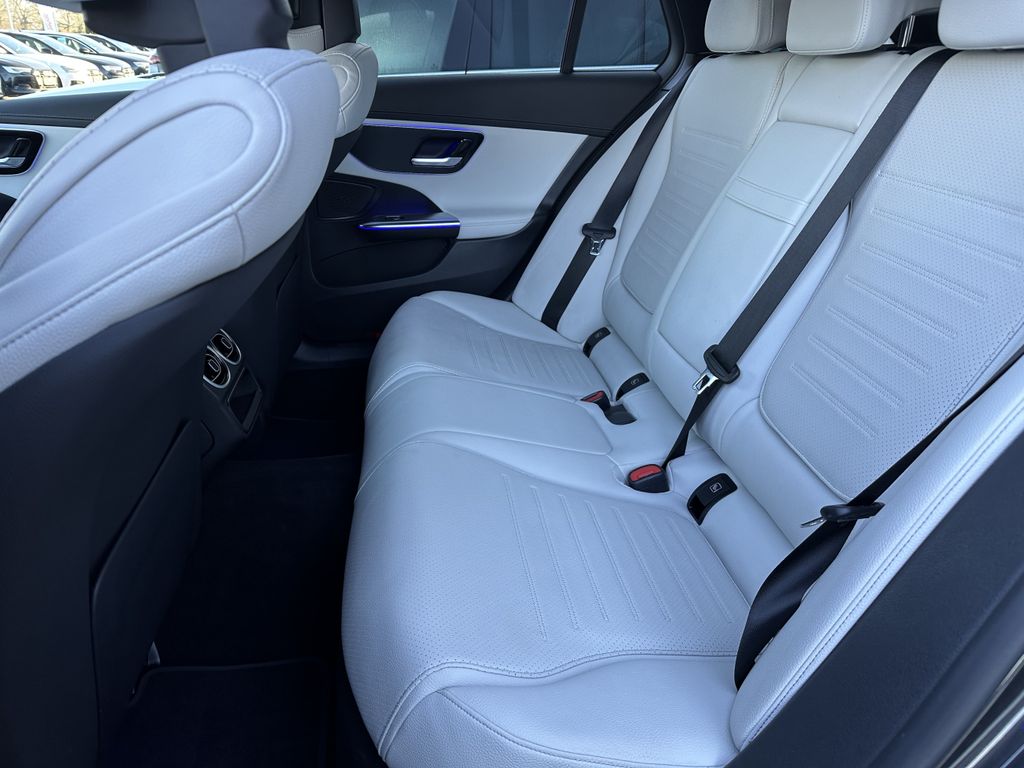 Mercedes-Benz C 300 2023