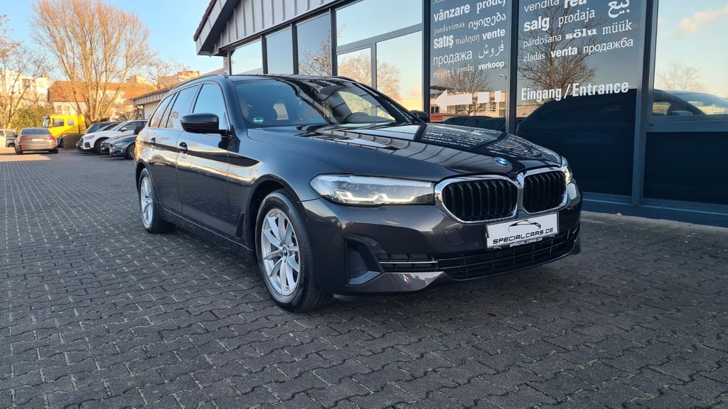 BMW 520 2022