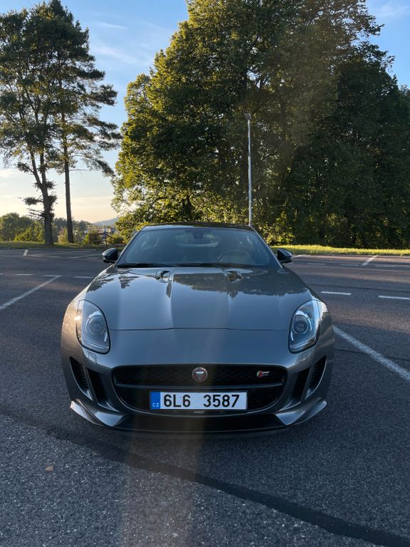 Jaguar F-Type 2016