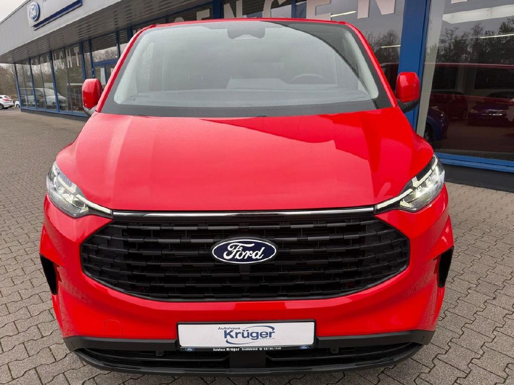 Ford Tourneo Custom 2025