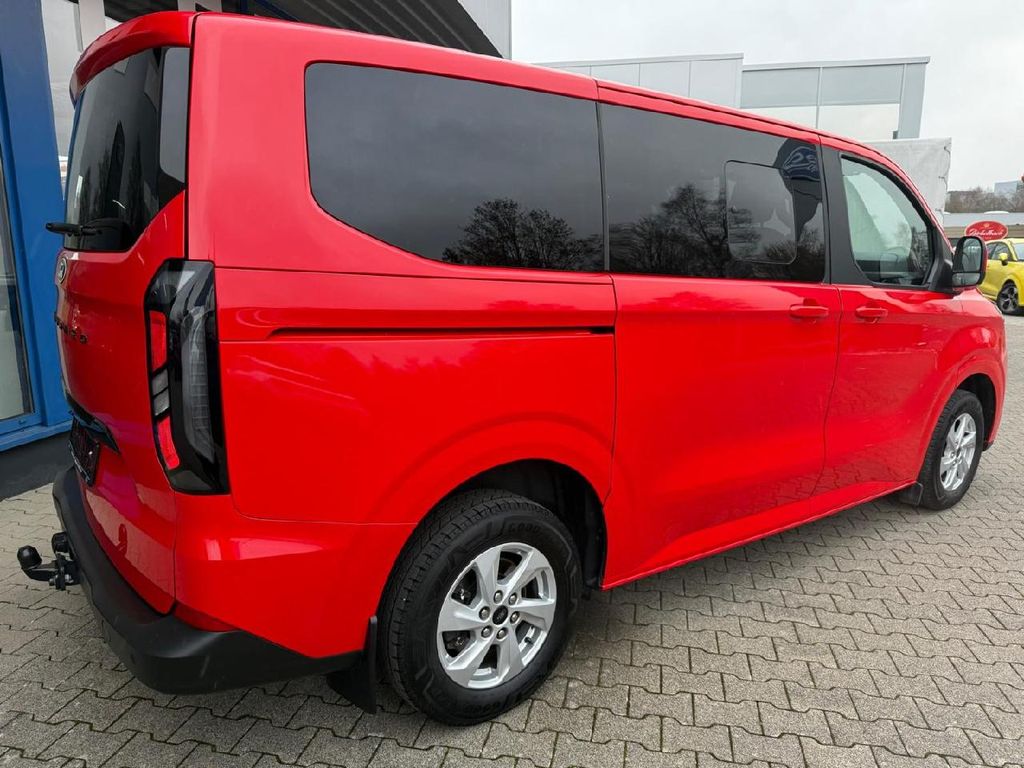 Ford Tourneo Custom 2025