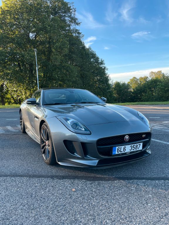 Jaguar F-Type 2016