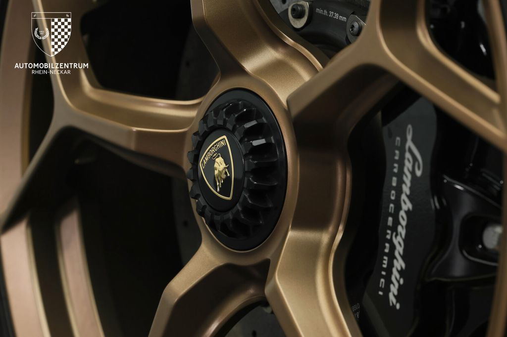 Lamborghini Huracán 2021