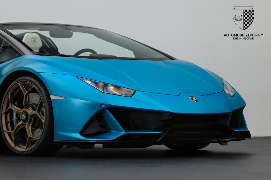 Lamborghini Huracán 2021