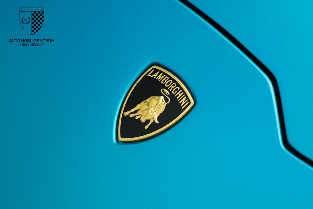 Lamborghini Huracán 2021