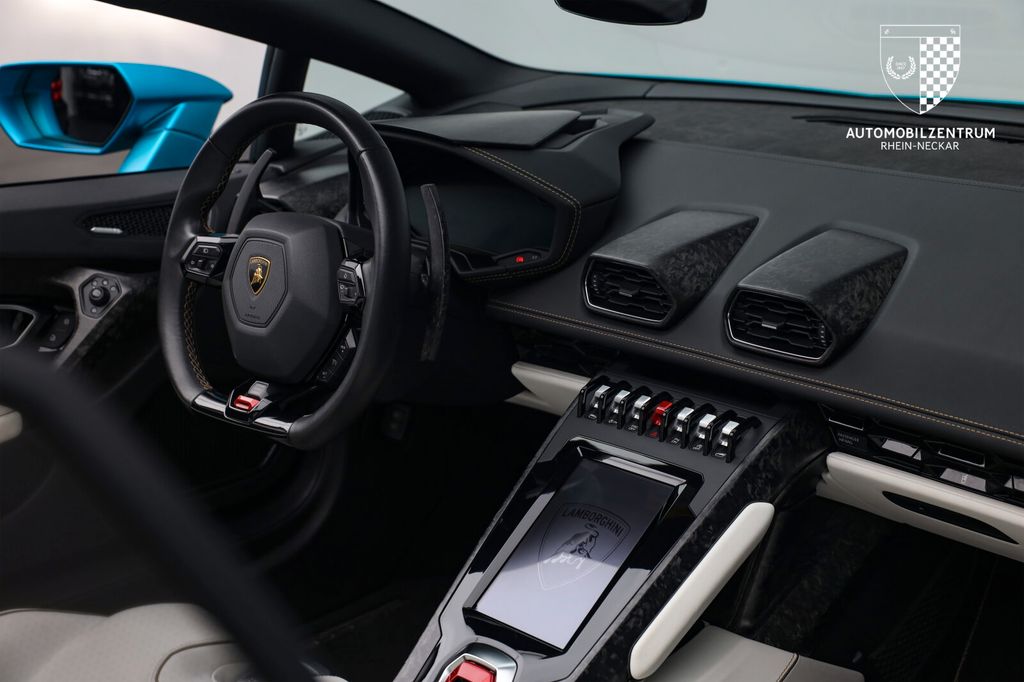 Lamborghini Huracán 2021