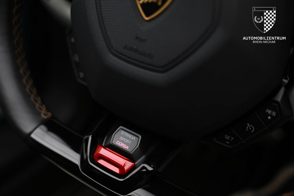 Lamborghini Huracán 2021