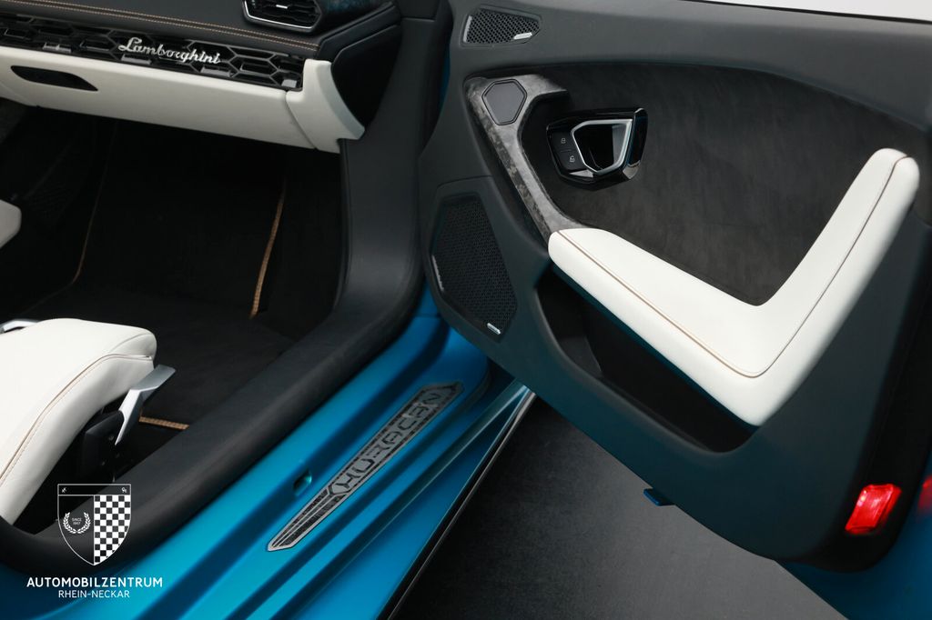 Lamborghini Huracán 2021