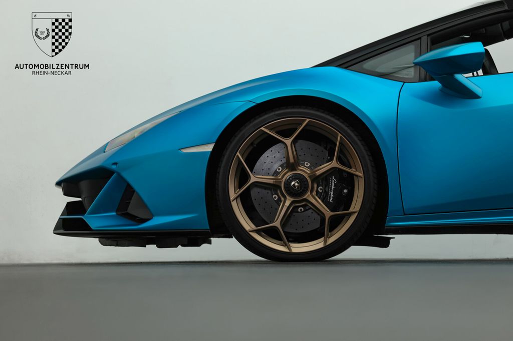Lamborghini Huracán 2021