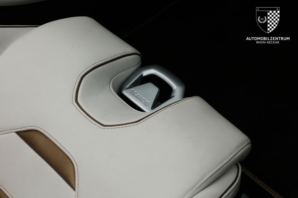 Lamborghini Huracán 2021