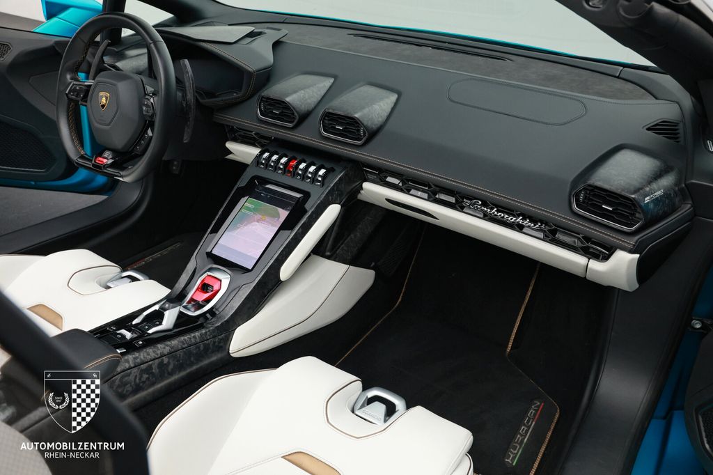 Lamborghini Huracán 2021