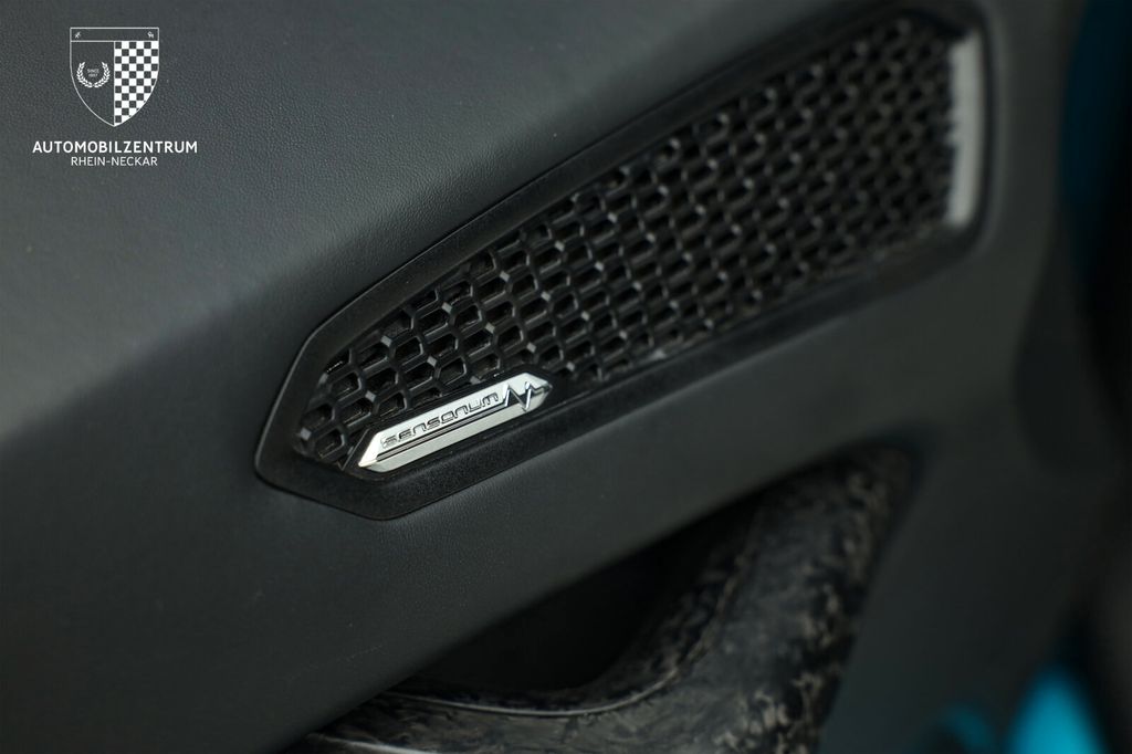 Lamborghini Huracán 2021