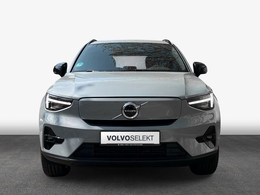 Volvo EX40 2025