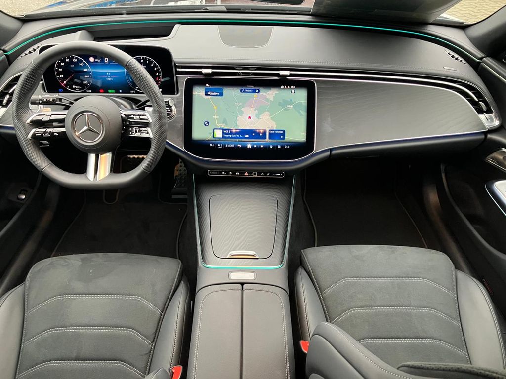 Mercedes-Benz E 300 2025