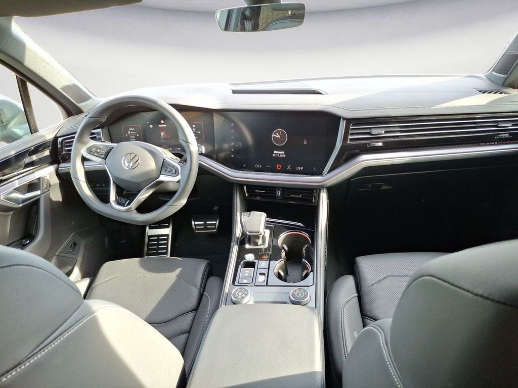 Volkswagen Touareg 2025
