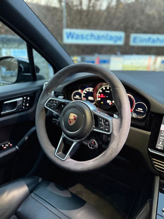Porsche Cayenne 2019