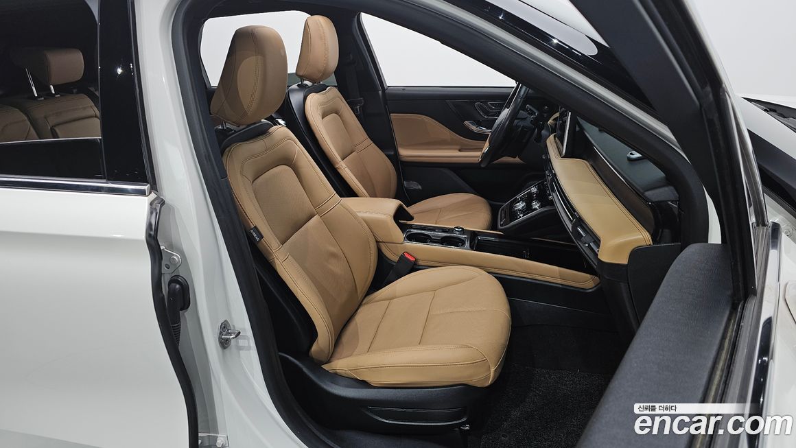 Lincoln Corsair 2021