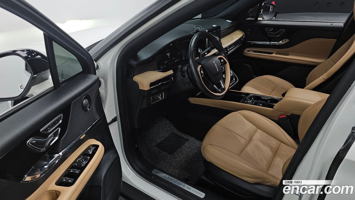 Lincoln Corsair 2021