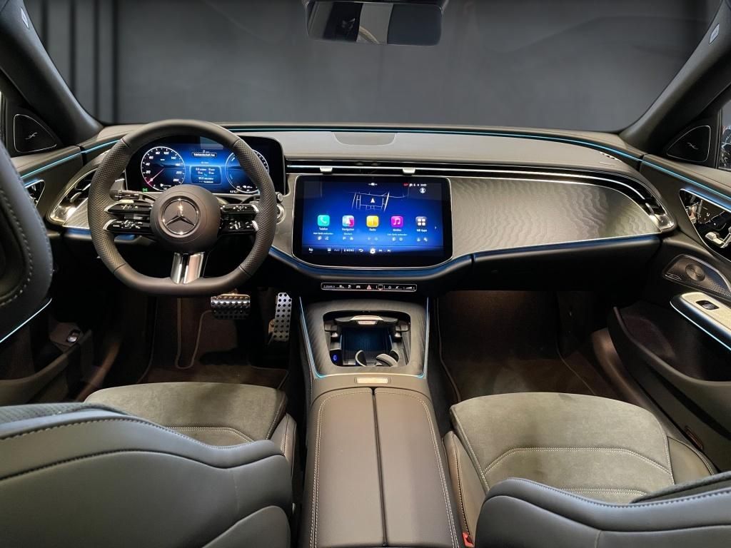 Mercedes-Benz E 300 2025