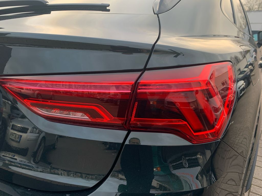 Audi RSQ3 2022