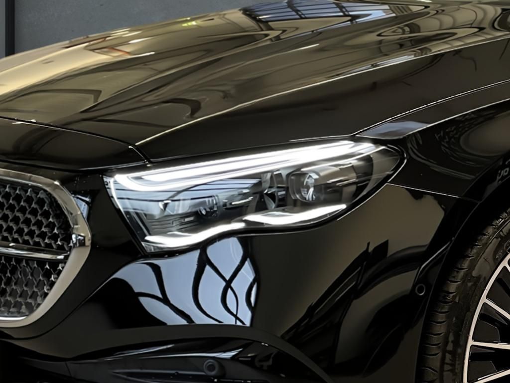 Mercedes-Benz E 300 2025