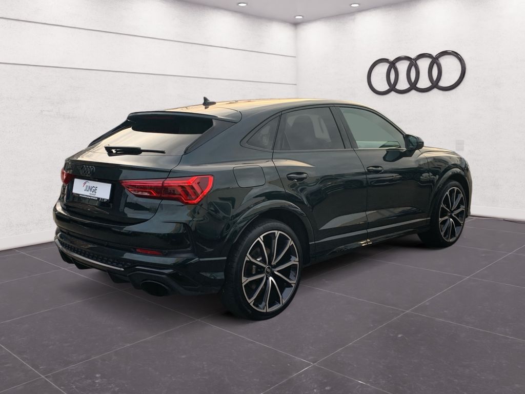 Audi RSQ3 2022
