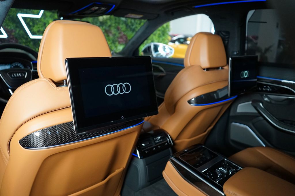 Audi S8 2022