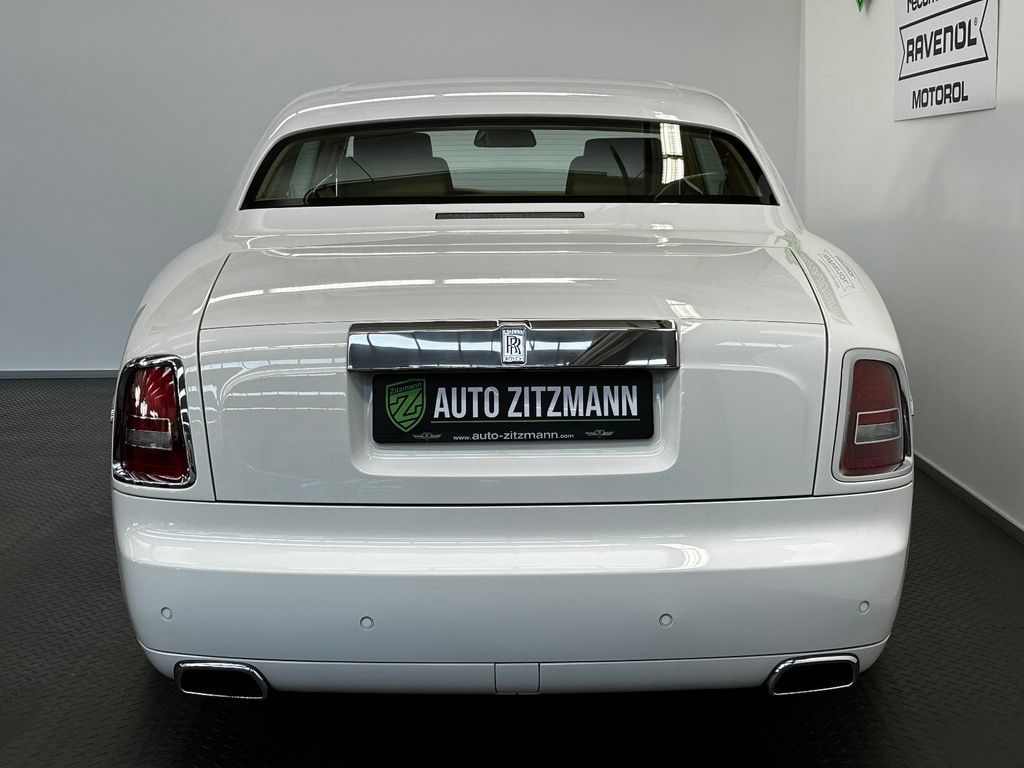 Rolls-Royce Phantom 2011