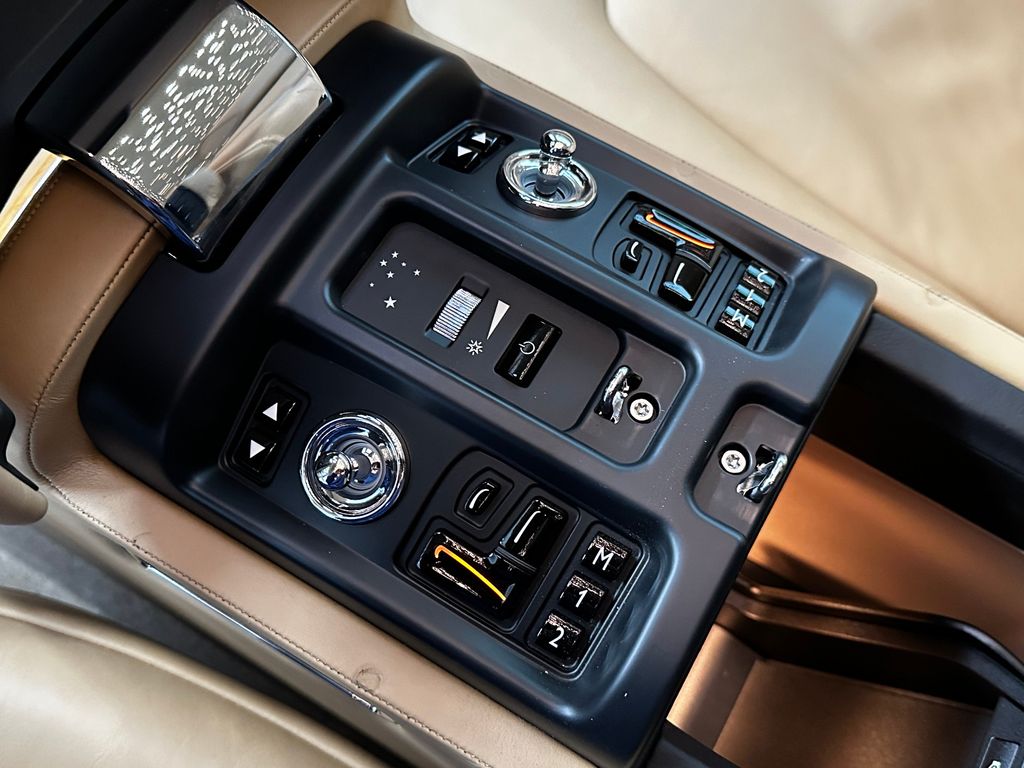 Rolls-Royce Phantom 2011