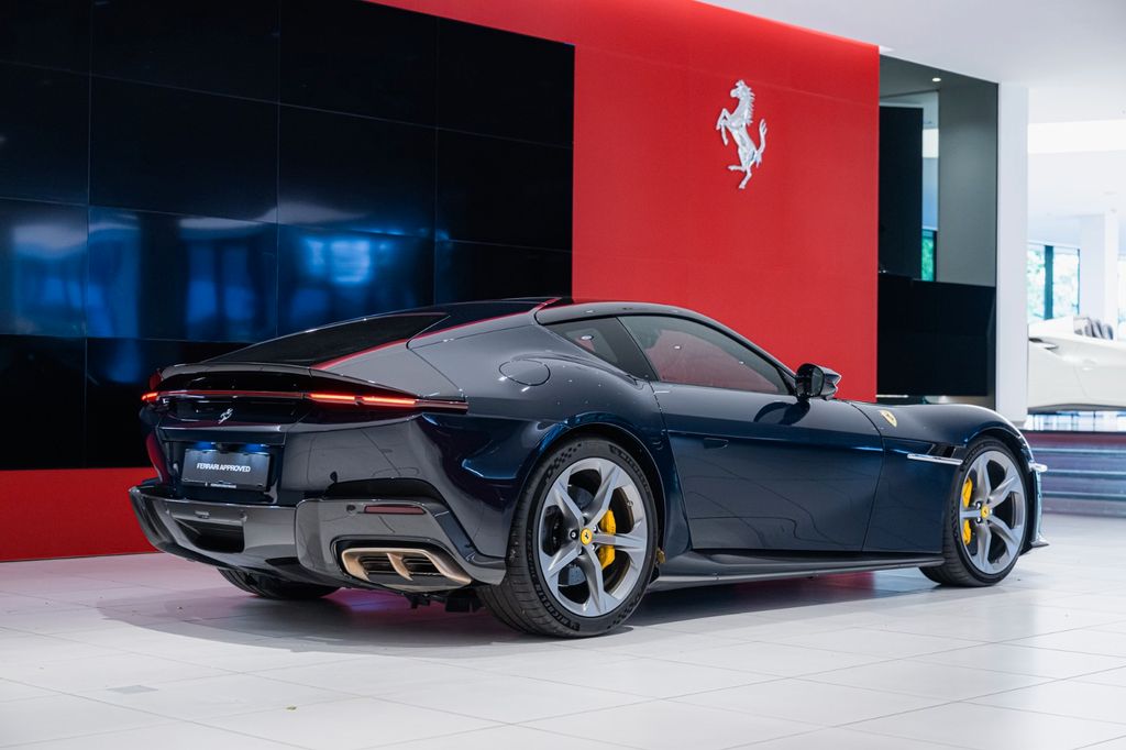 Ferrari 12Cilindri 2025