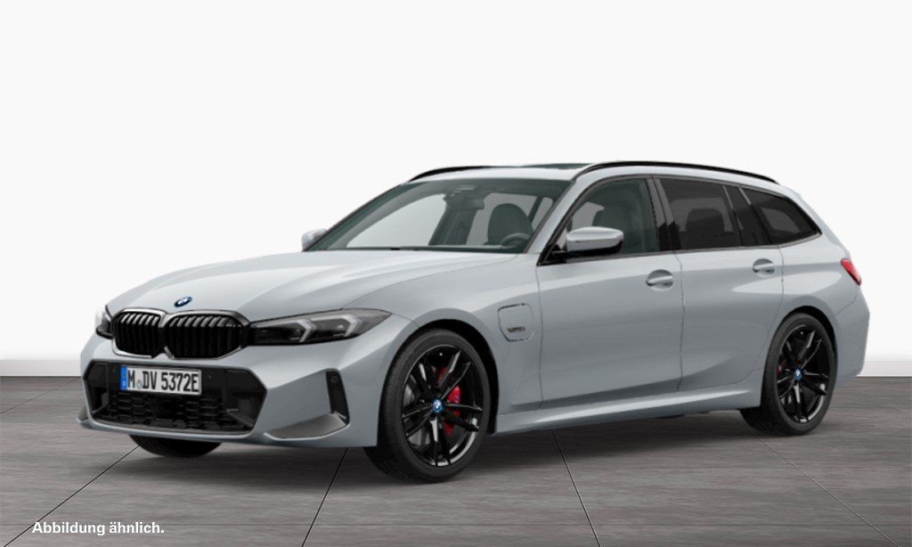 BMW 330 2022
