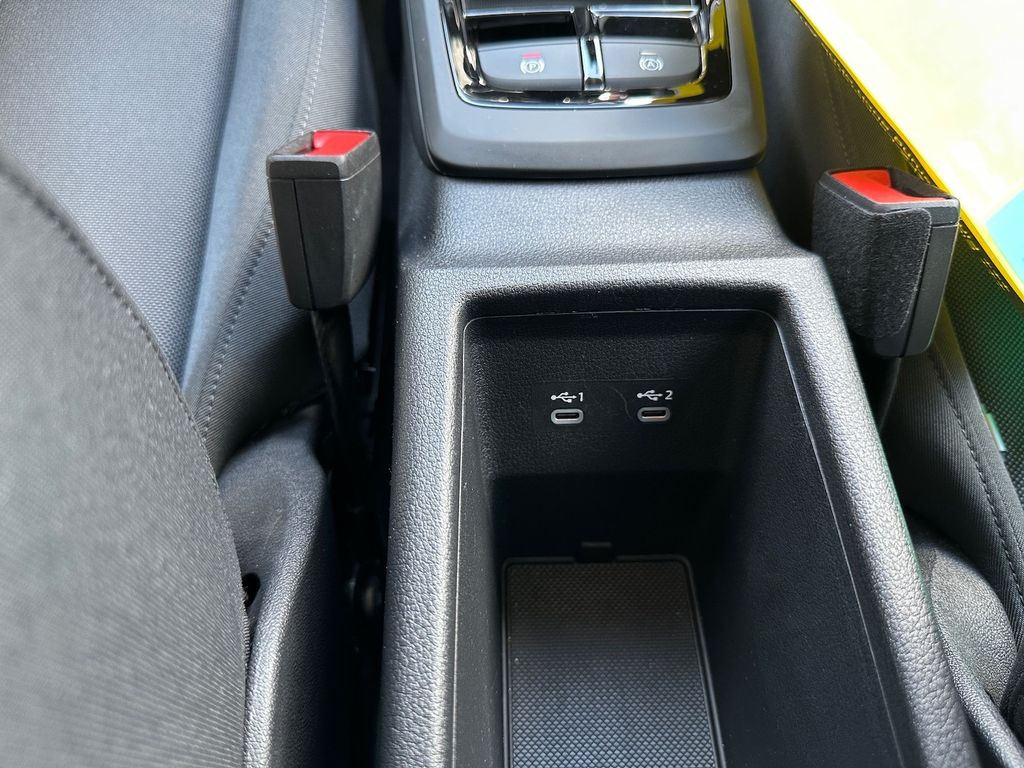 Audi Q2 2024