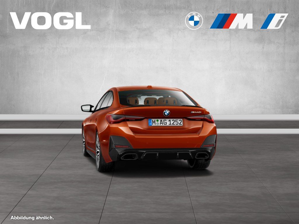BMW M440 2023